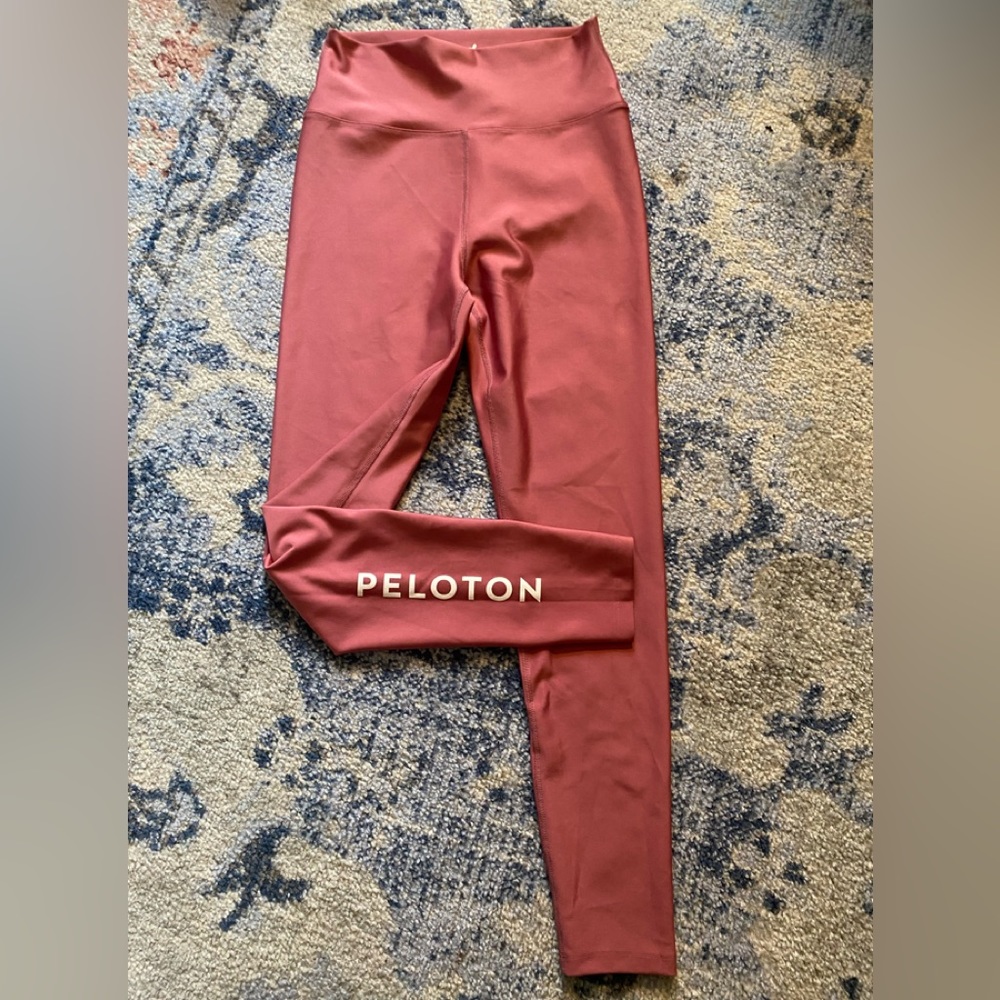 Pink peloton leggings. Size large